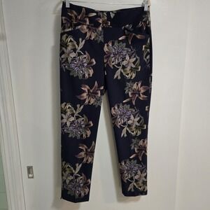 Chicos Sz 1.5 (10) Navy Blue Multi Bold Floral Crop Perfect Stretch Pockets EUC